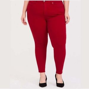 ❗️CLOSET CLOSING❗️Torrid High Waist Skinny Jeans